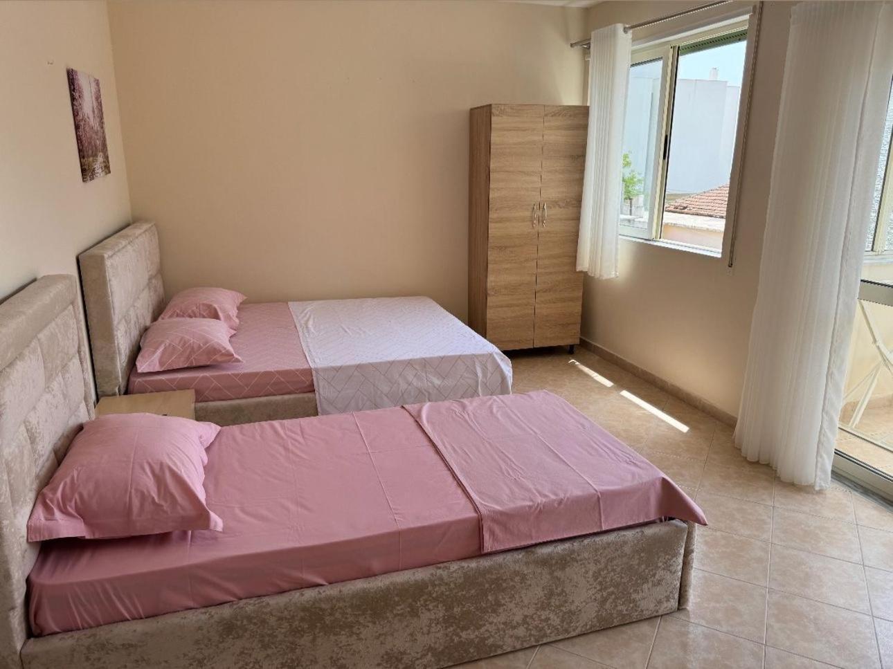 Sea & Gardenview Apartments Durrës Buitenkant foto